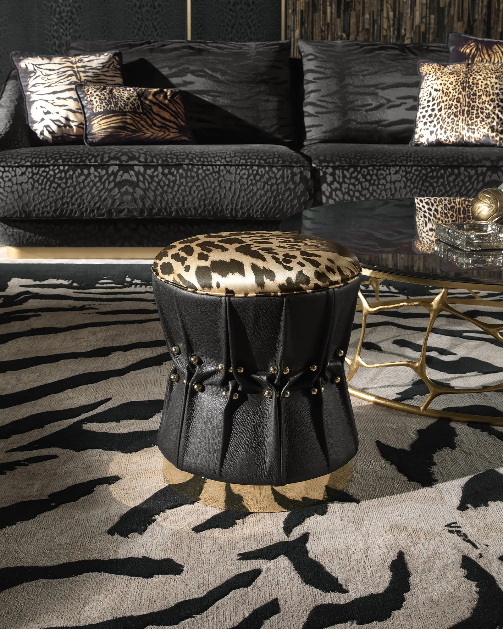 Zebra design pouf