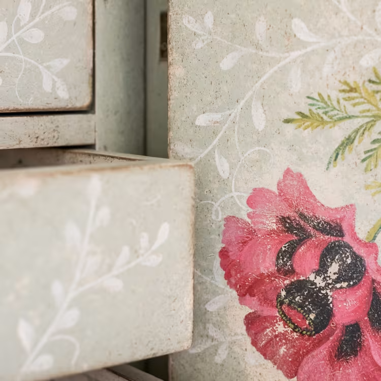 Tiepolo nightstand with internal drawers