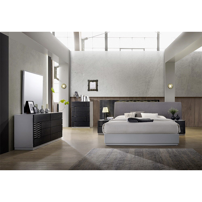 Bedroom with contemporary design