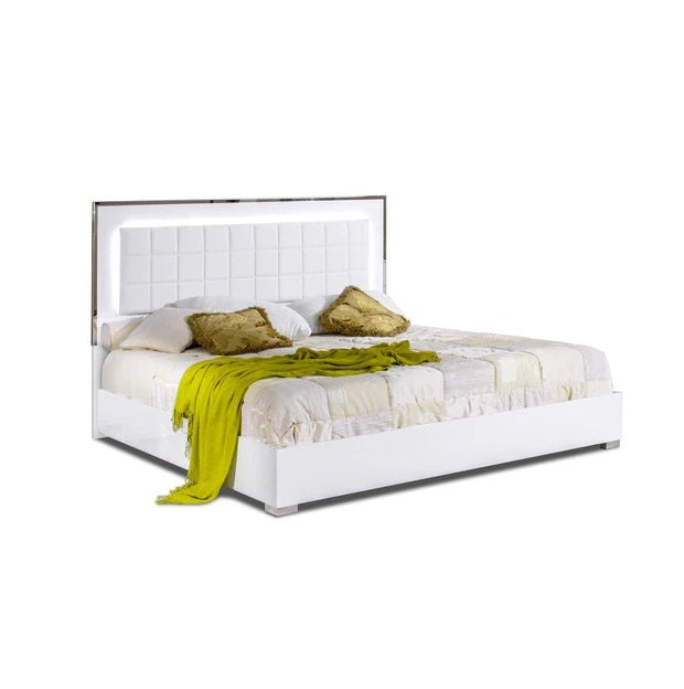 Alice Bed in Gloss White