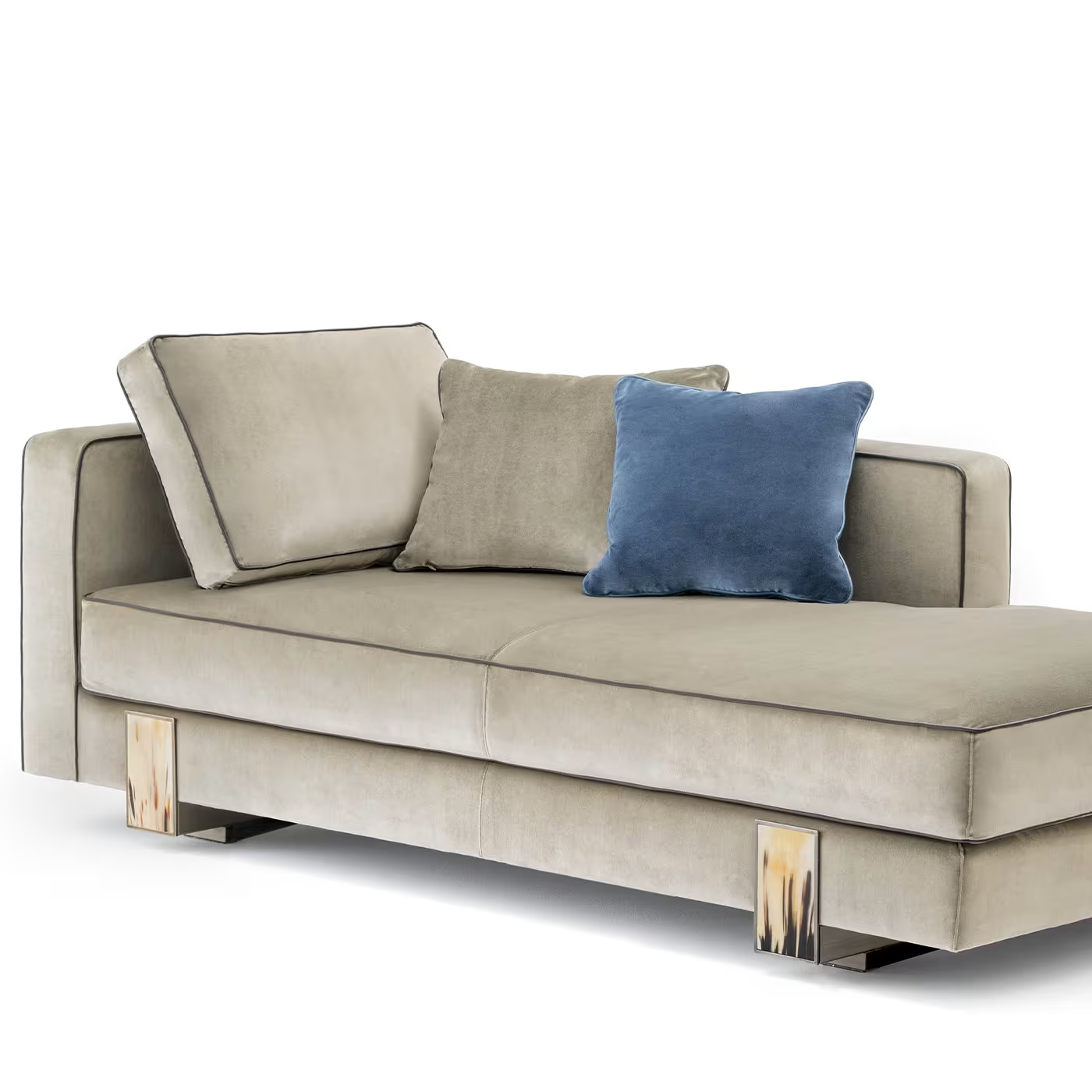 Adriano chaise lounge