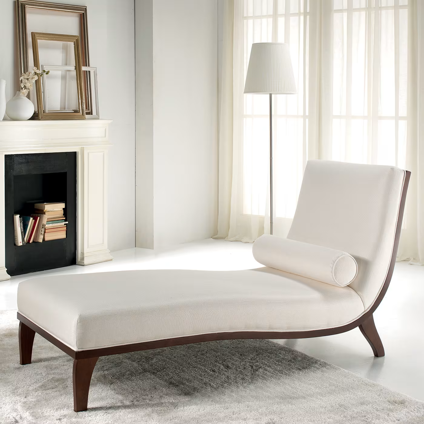 Menphis white chaise longue