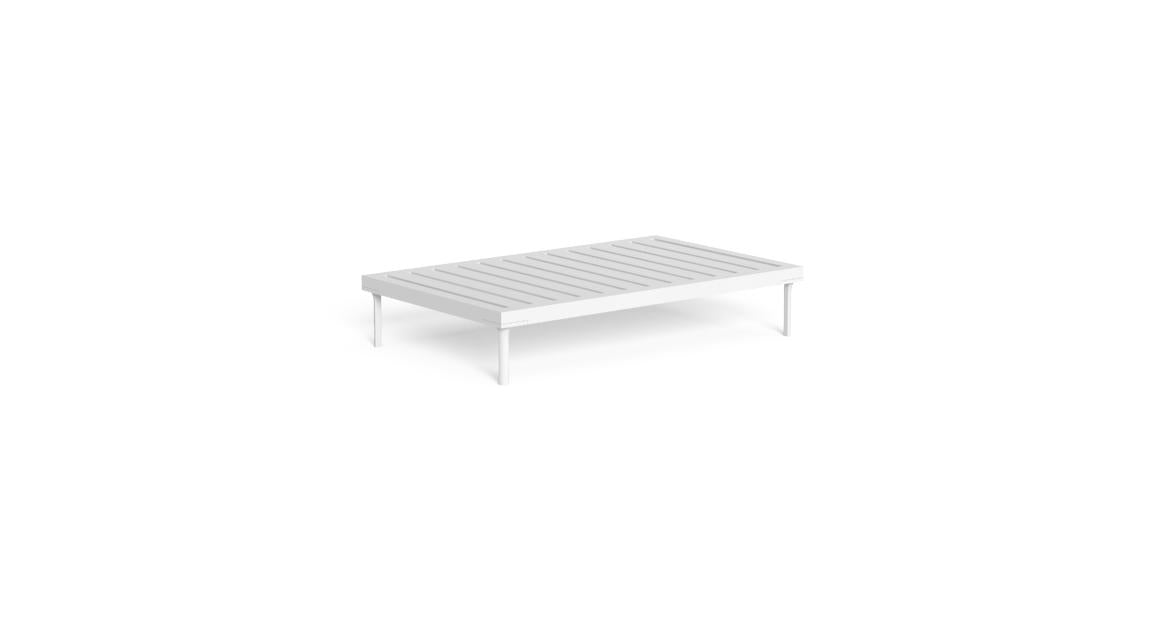 Cleo Gentle Form Outdoor Tables