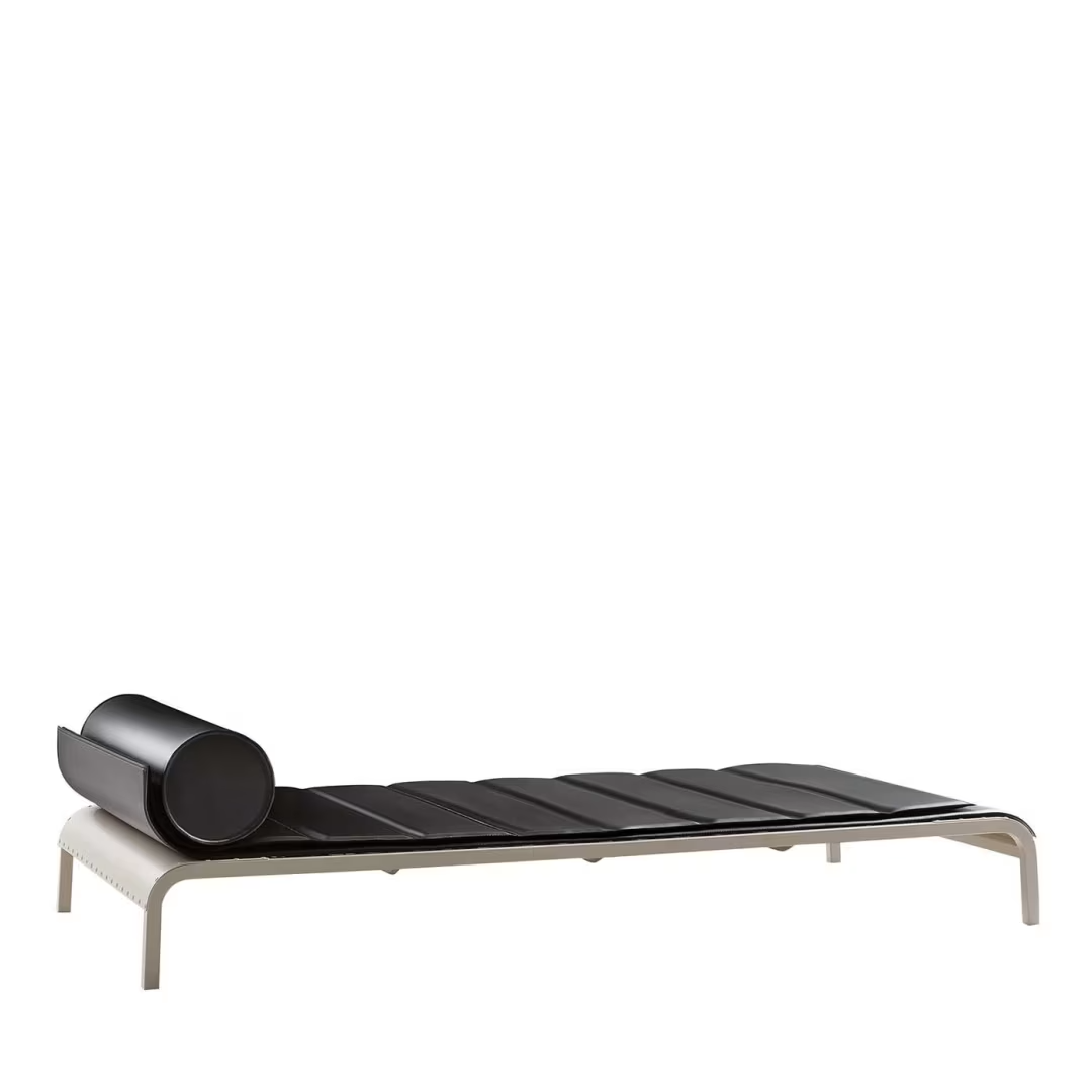 Rock daybed