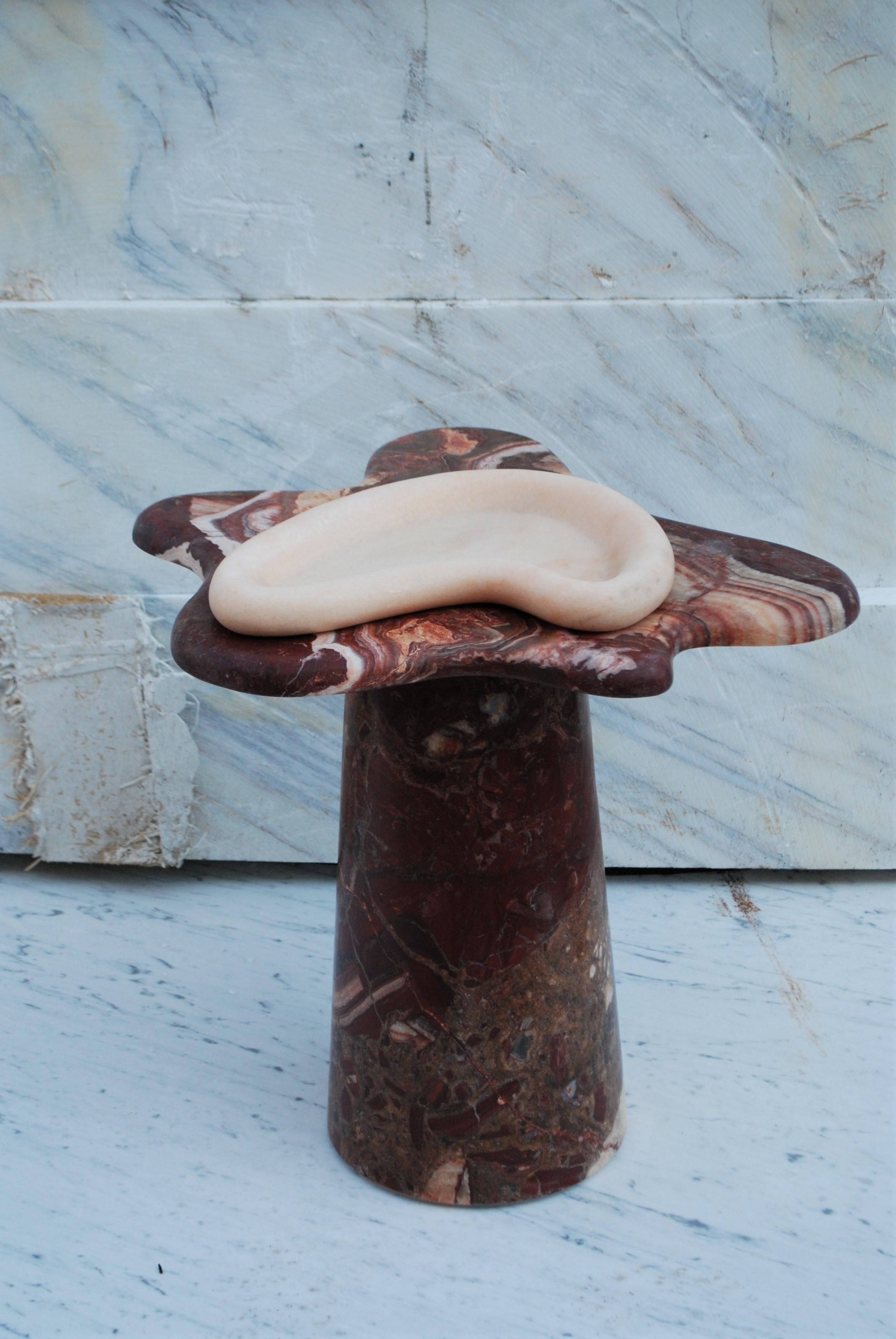 Ondamarmo side table