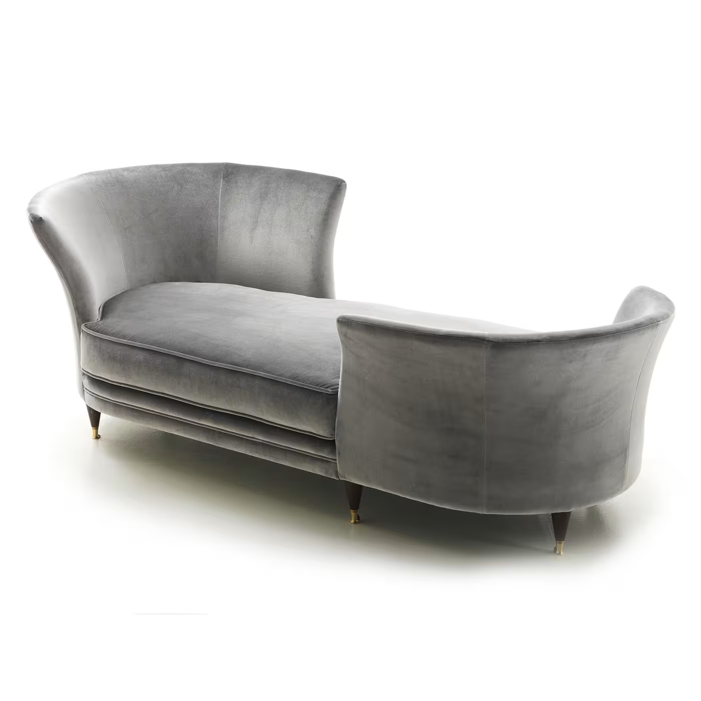 Triclinia Chaise Lounge