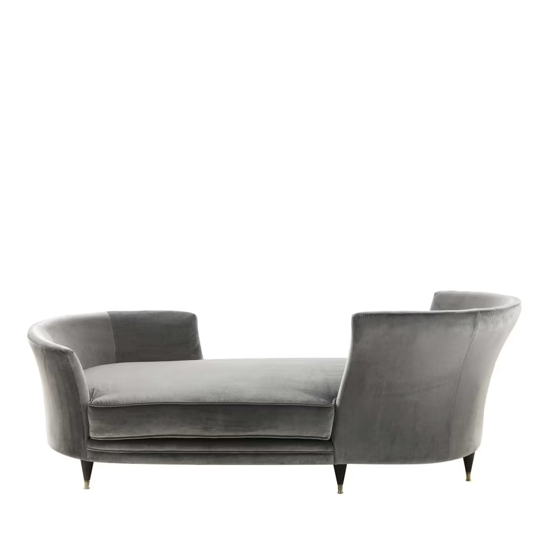 Triclinia Chaise Lounge