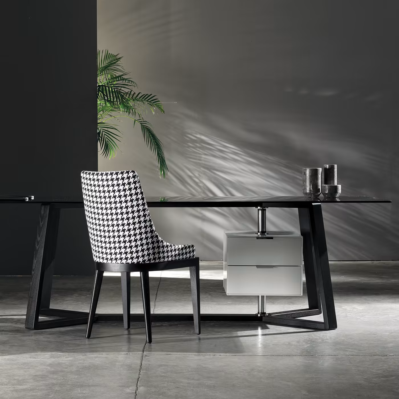 Trastevere writing desk