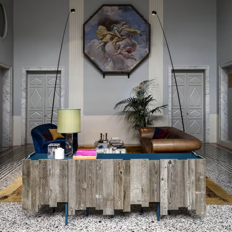 خزانة جانبية بتصميم راقي