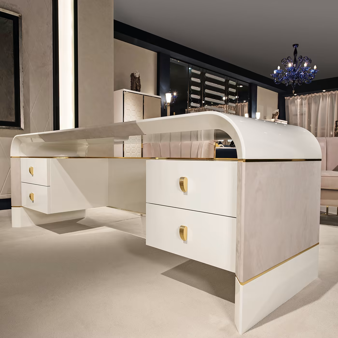 Azimut desk