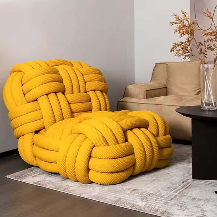 Knotra Lounge Chair