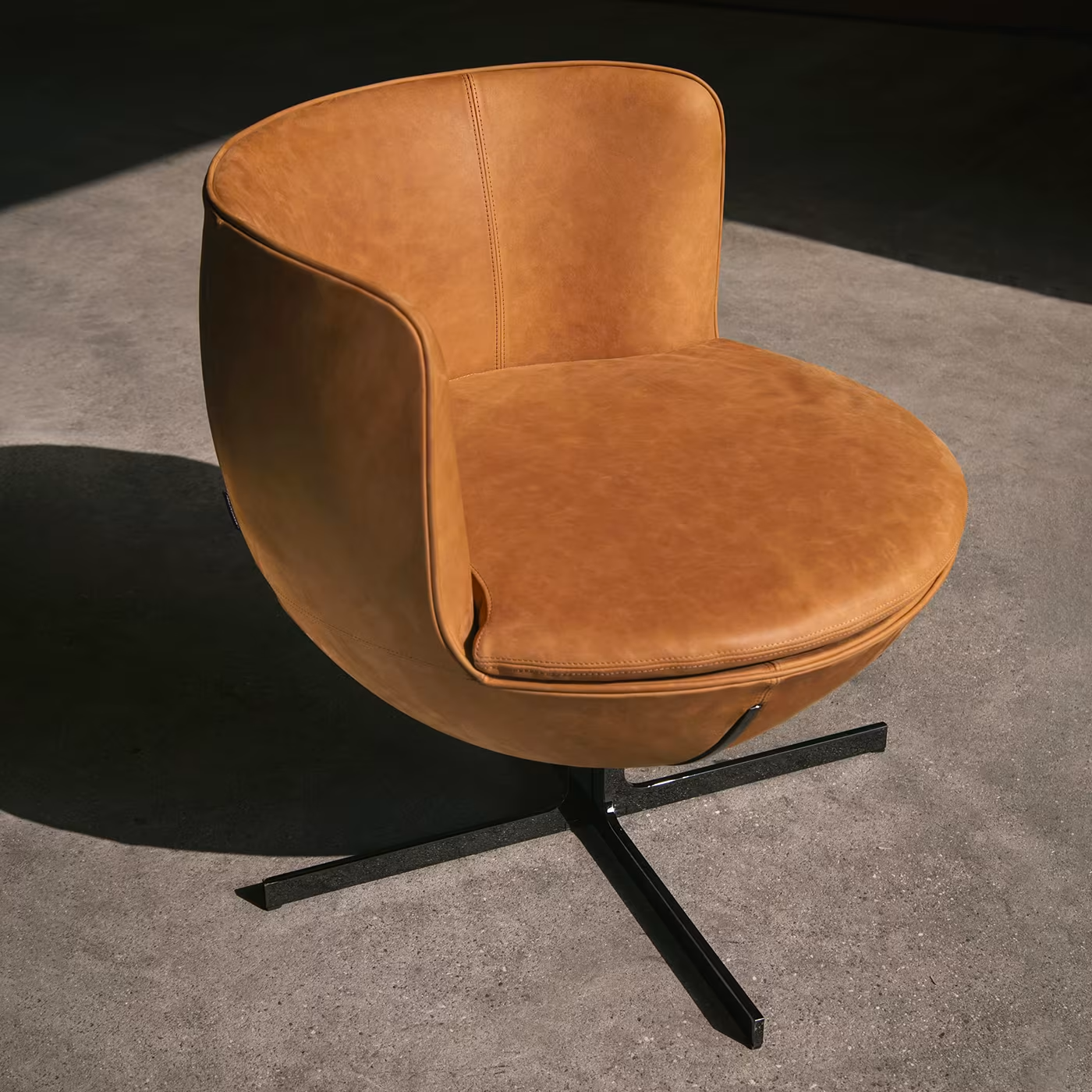 Calice armchair