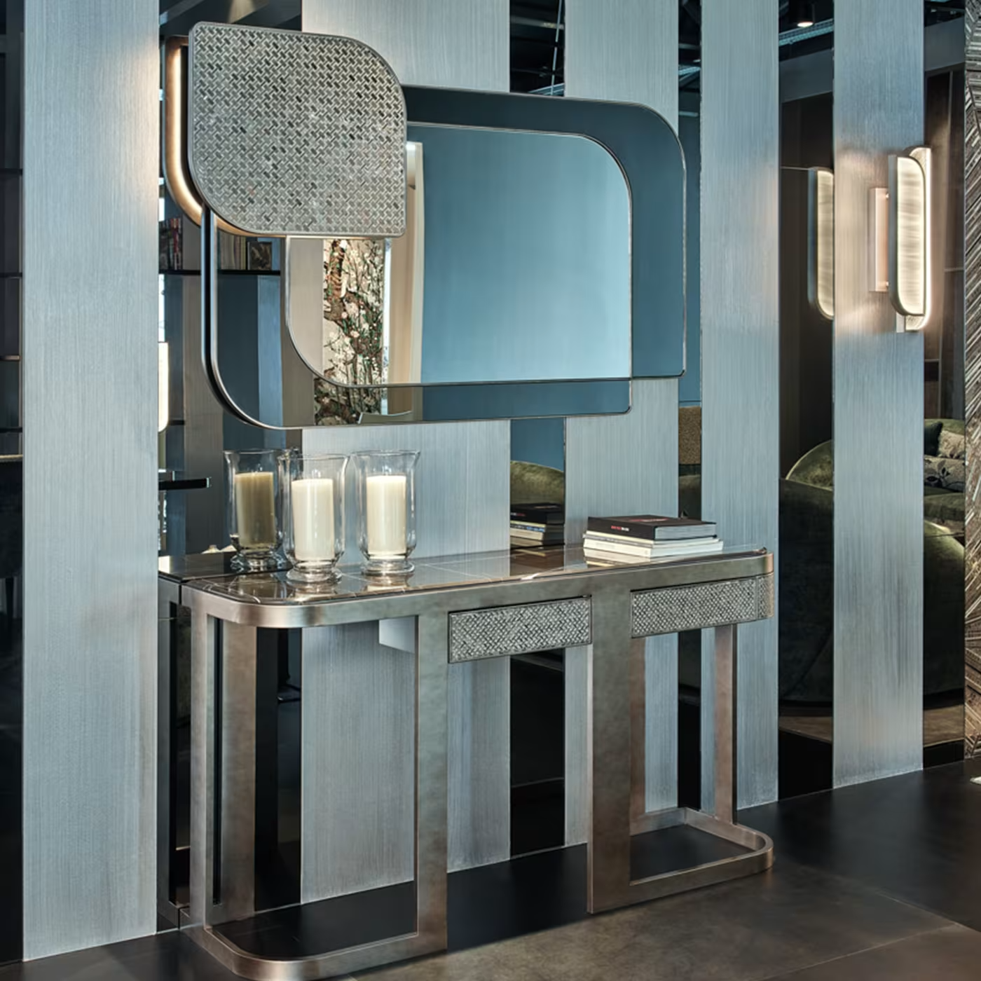 Visconti gray console