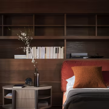 Tarantino bedside table