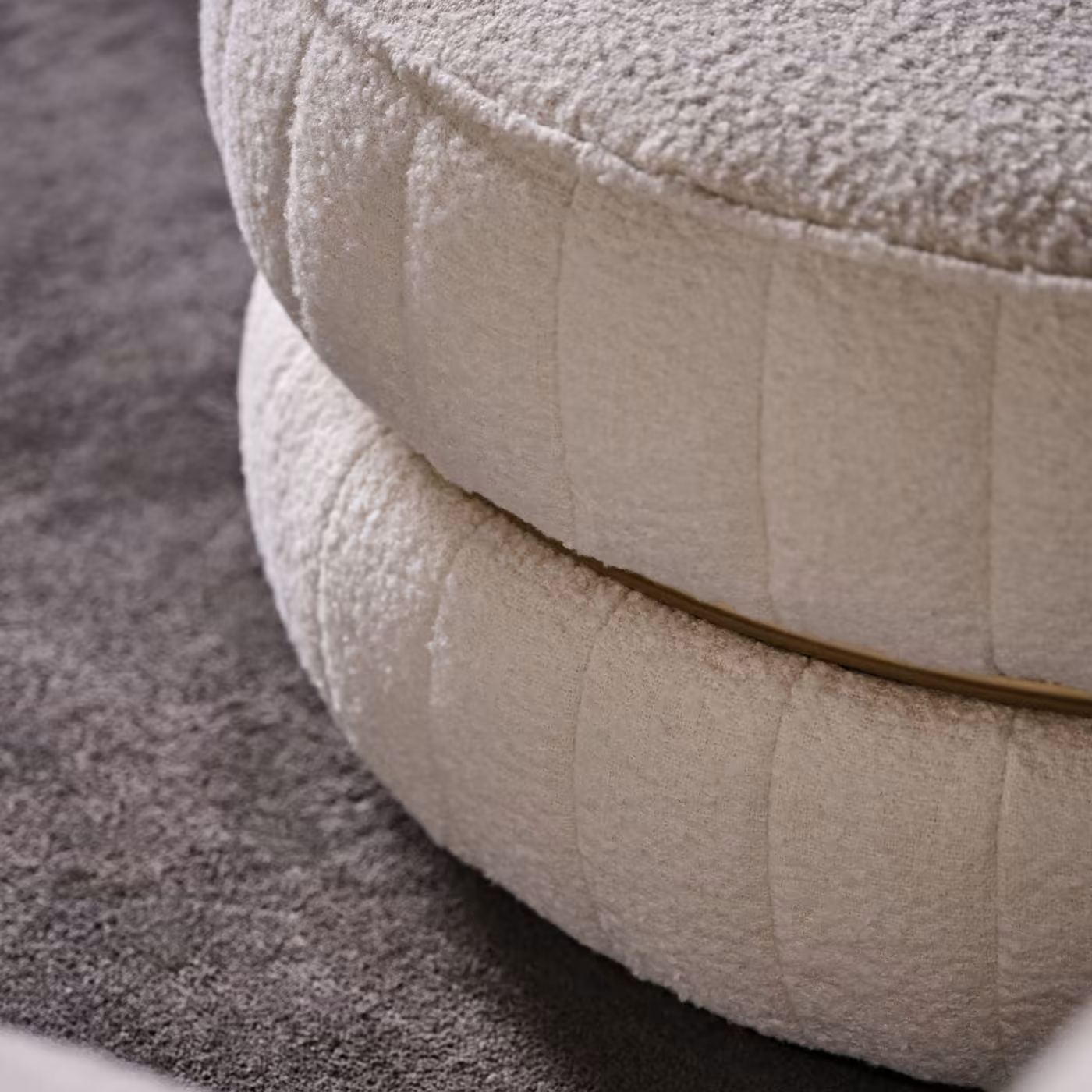 بوف أبيض مودرن