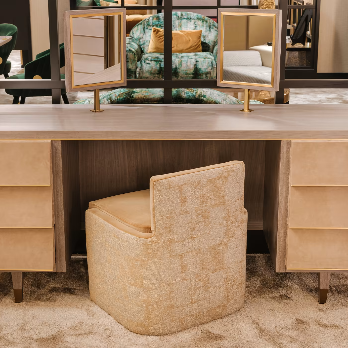 Hancock vanity table