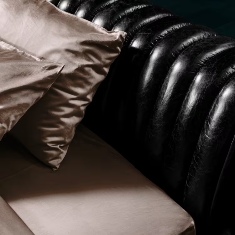 Voyage d'une nuit bed
