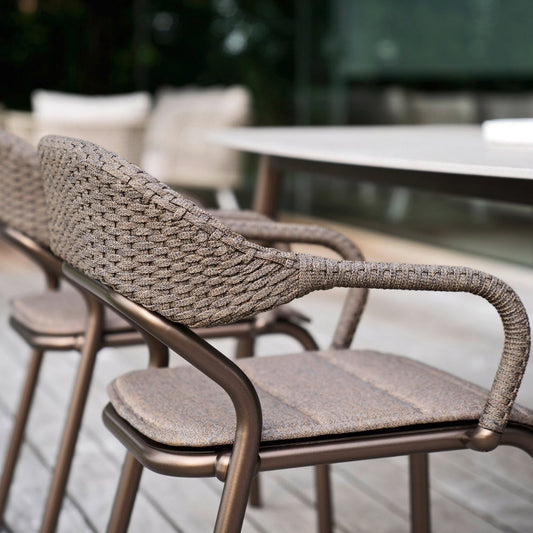 Noss Ribbon Armchair