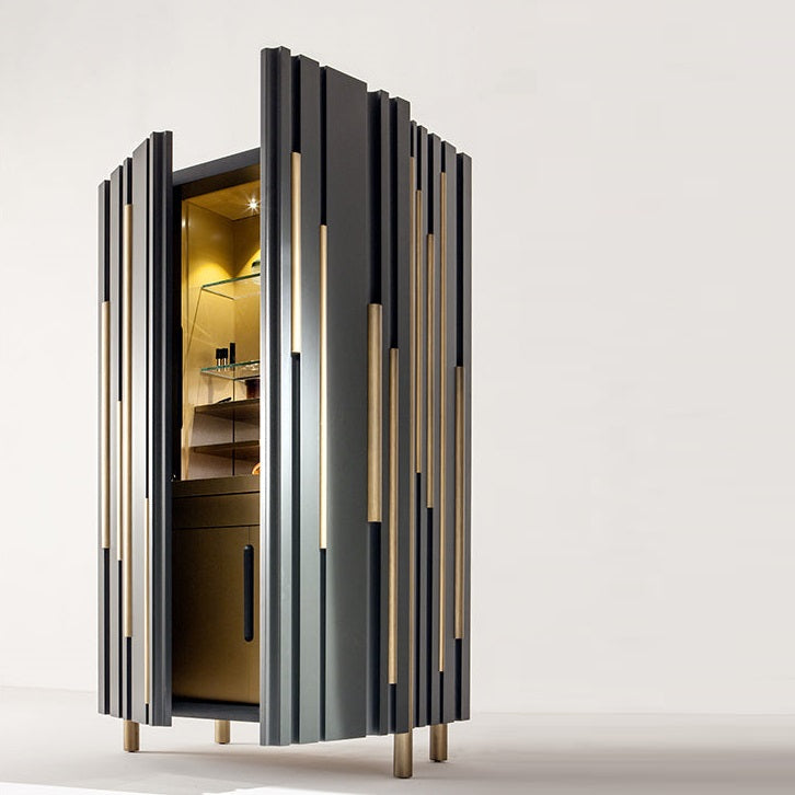 Luxury side storage compartment