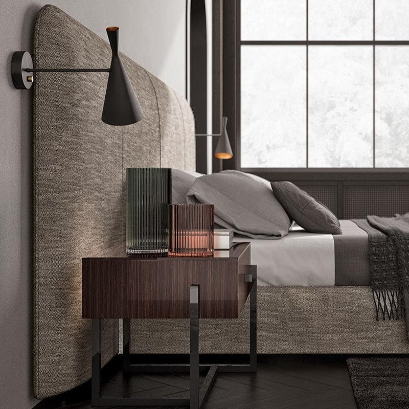 Wide Horizon Bed