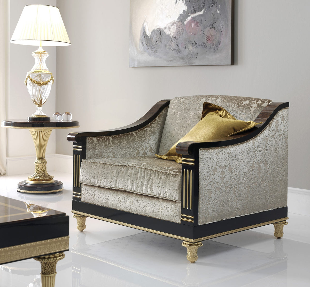 Grand Georgian Marais Armchair
