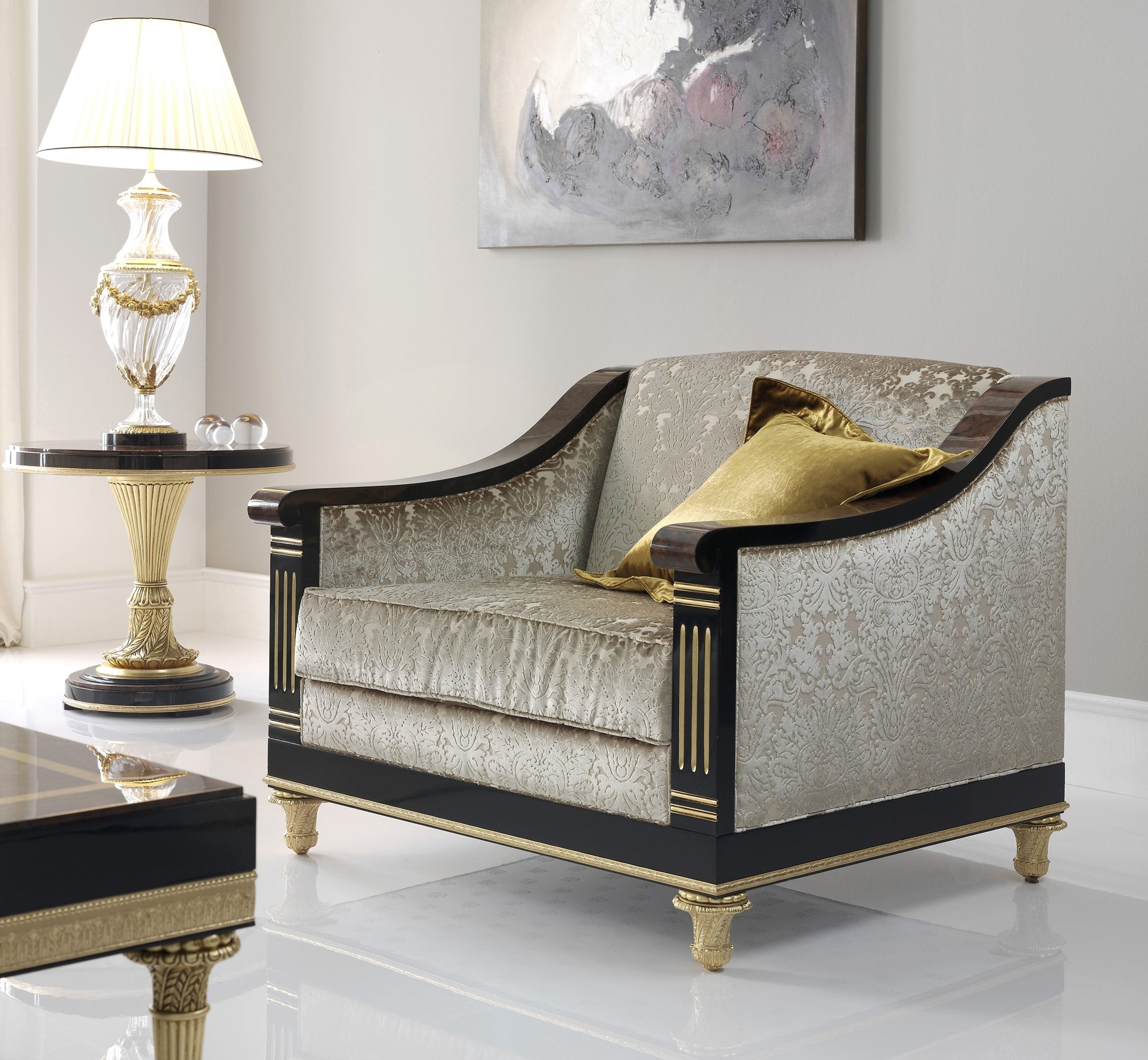Grand Georgian Marais Armchair