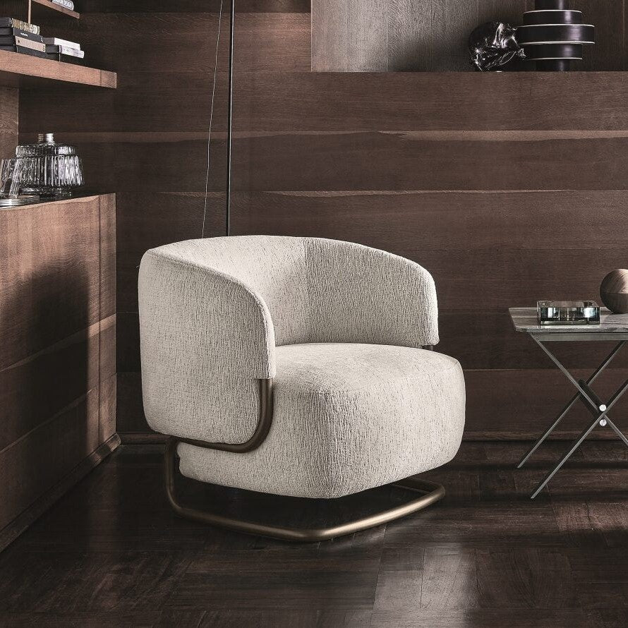 Marabù Floating Accent Chair