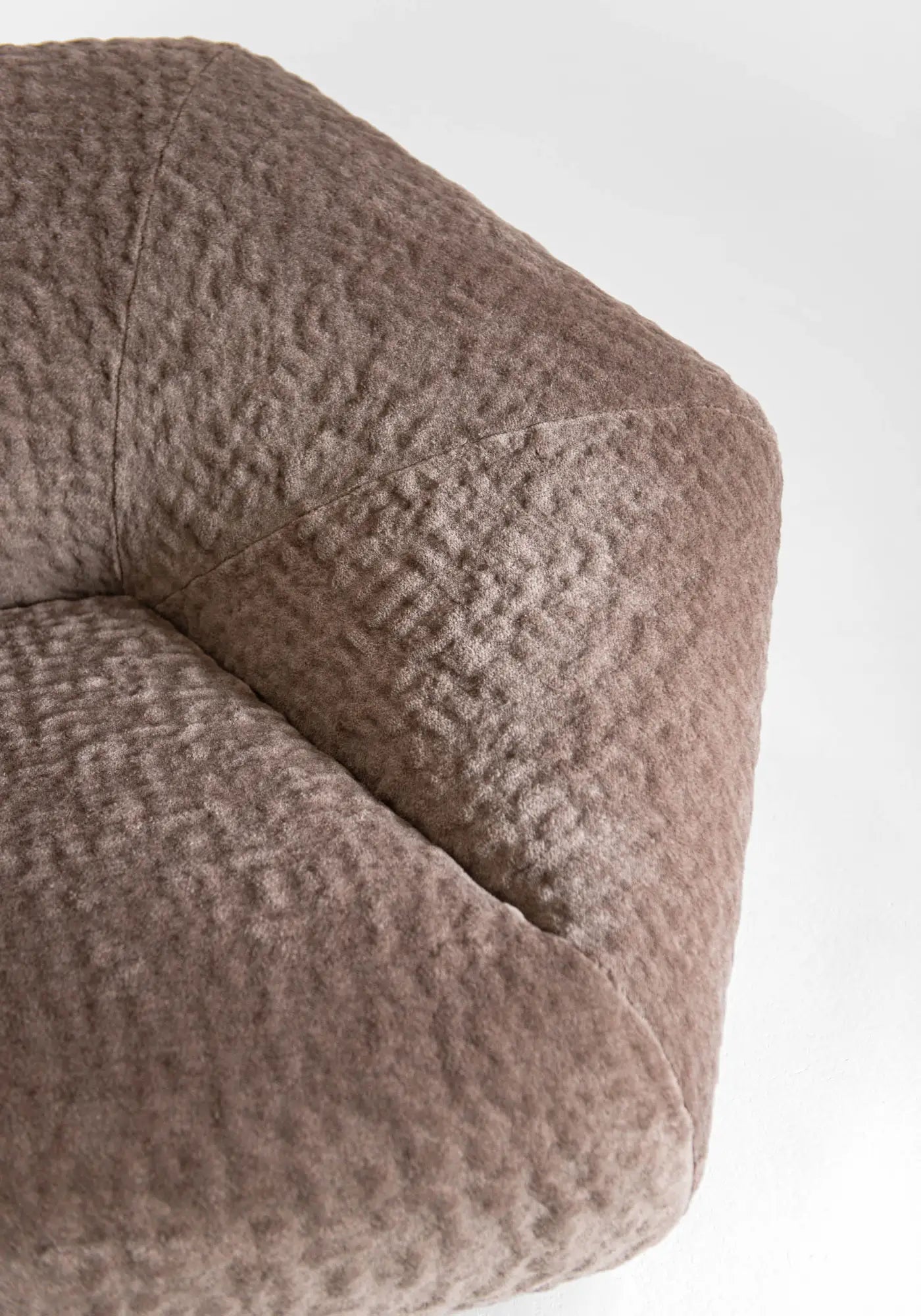 Luna Recliner