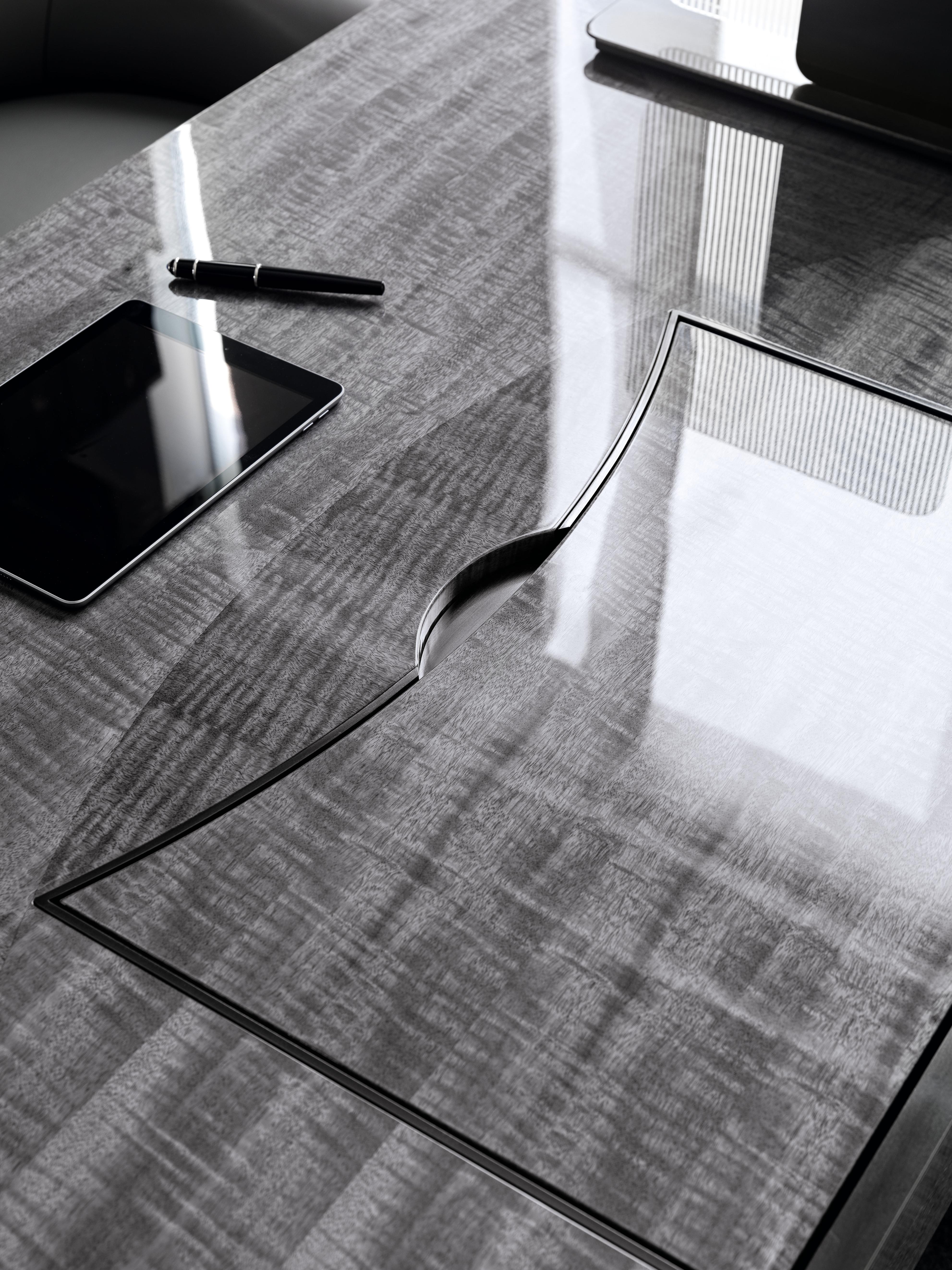 Nova Desk