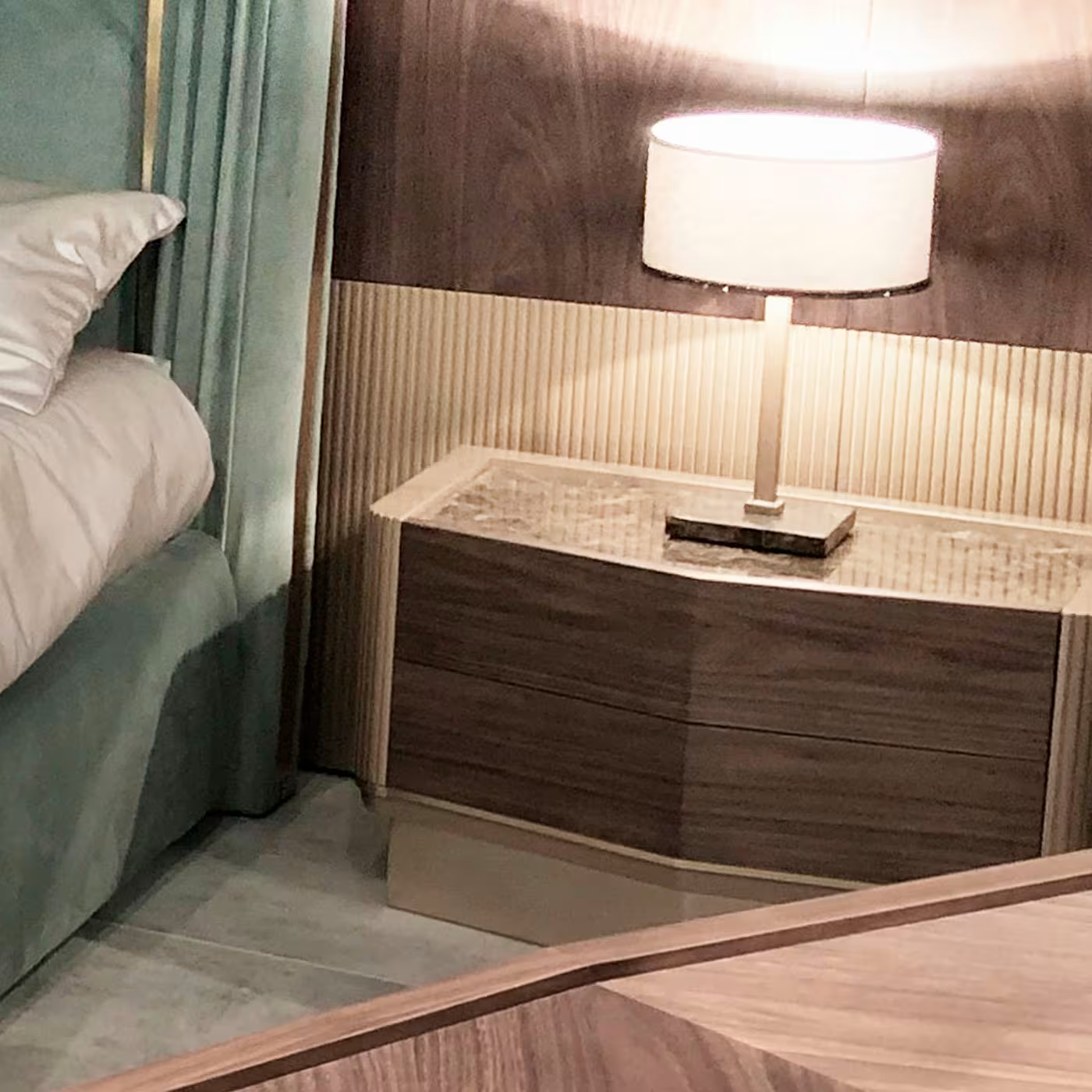 Bredy canaletto nightstand