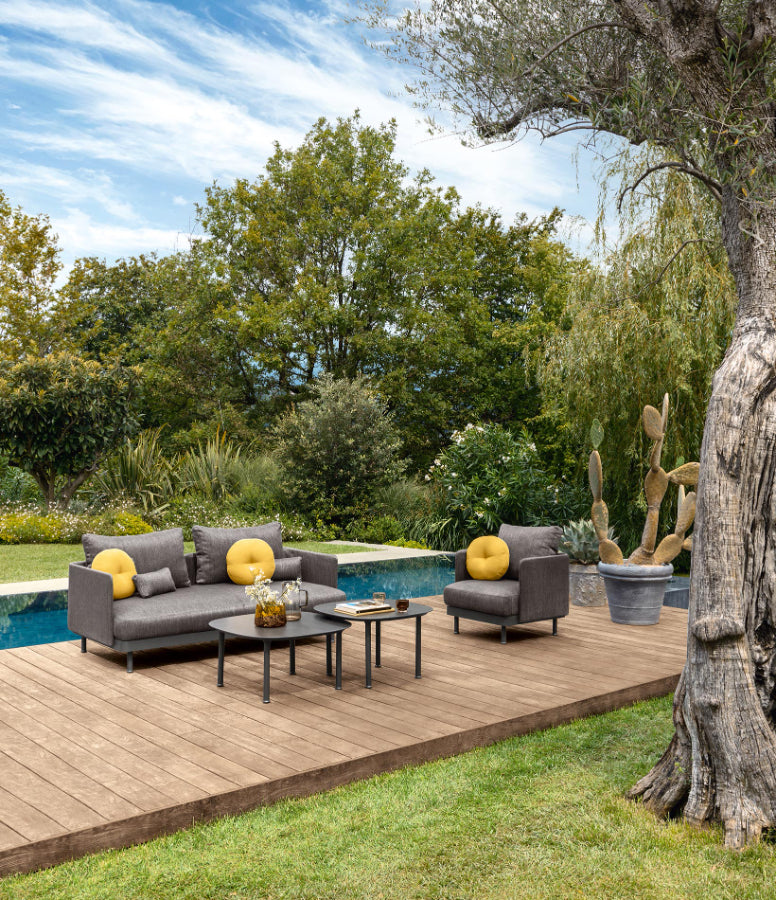 Slam Outdoor Chairs in Metallic Grey