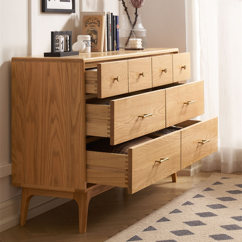 Modern chest of drawers