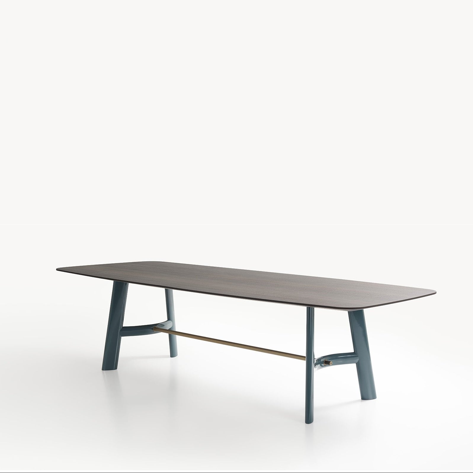 Comfié Dining Table