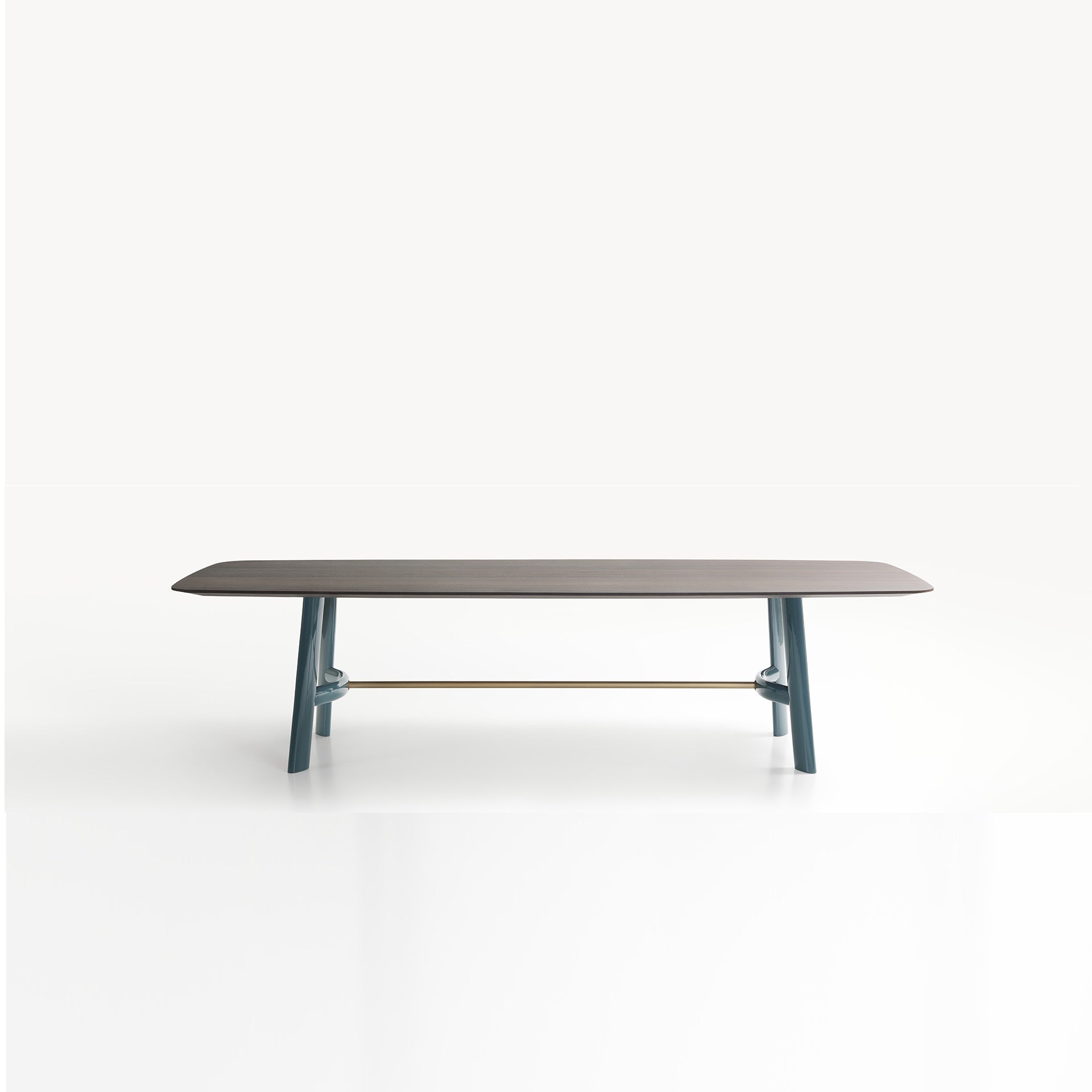 Comfié Dining Table
