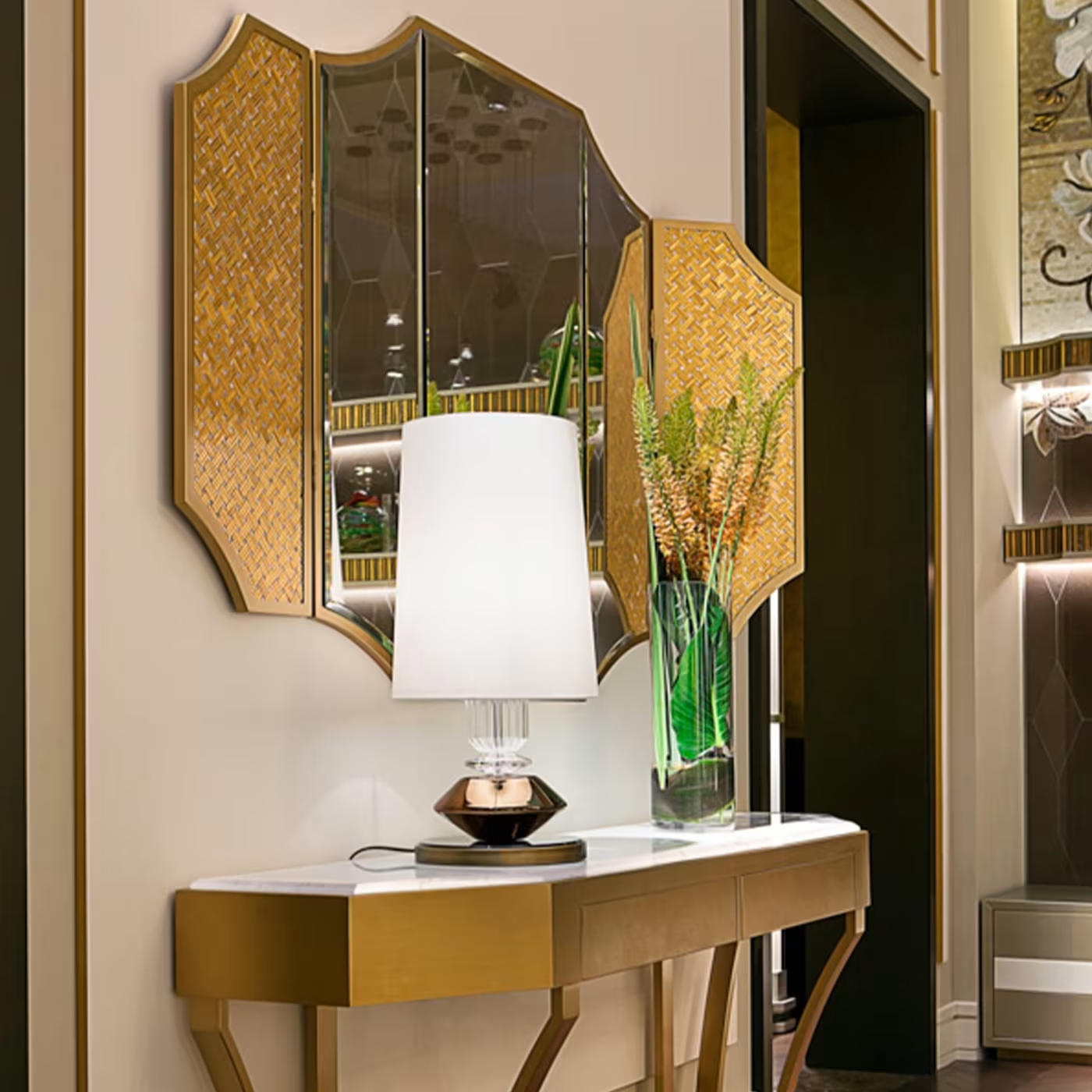 Savoy console