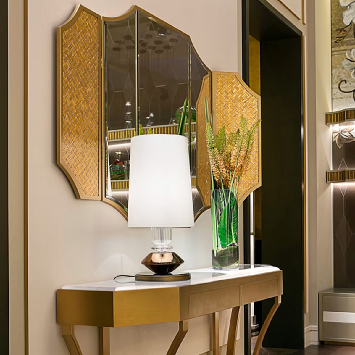 Savoy console
