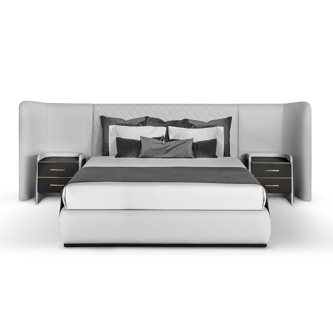 Noir Royale Suite