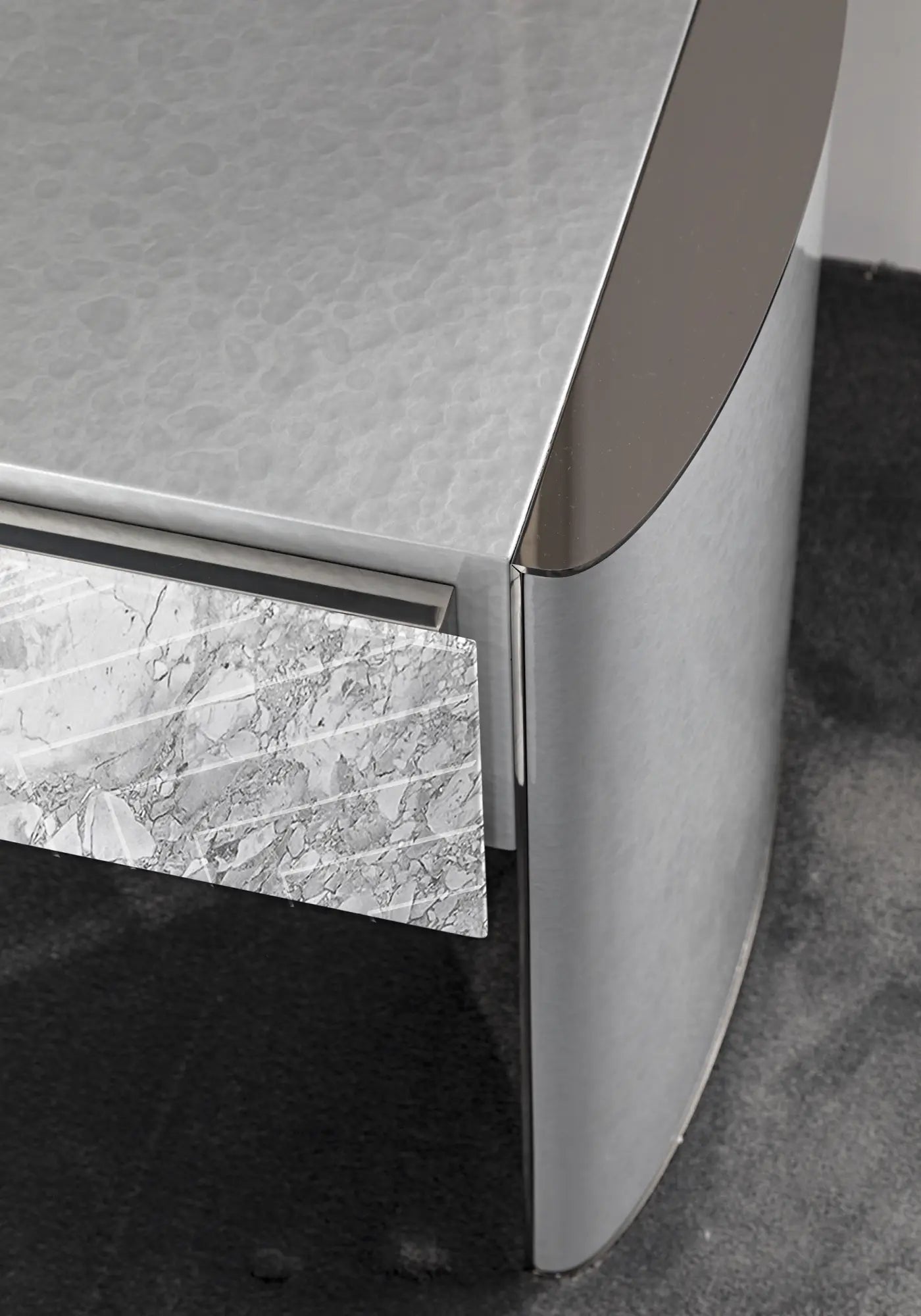Oakline Nightstand