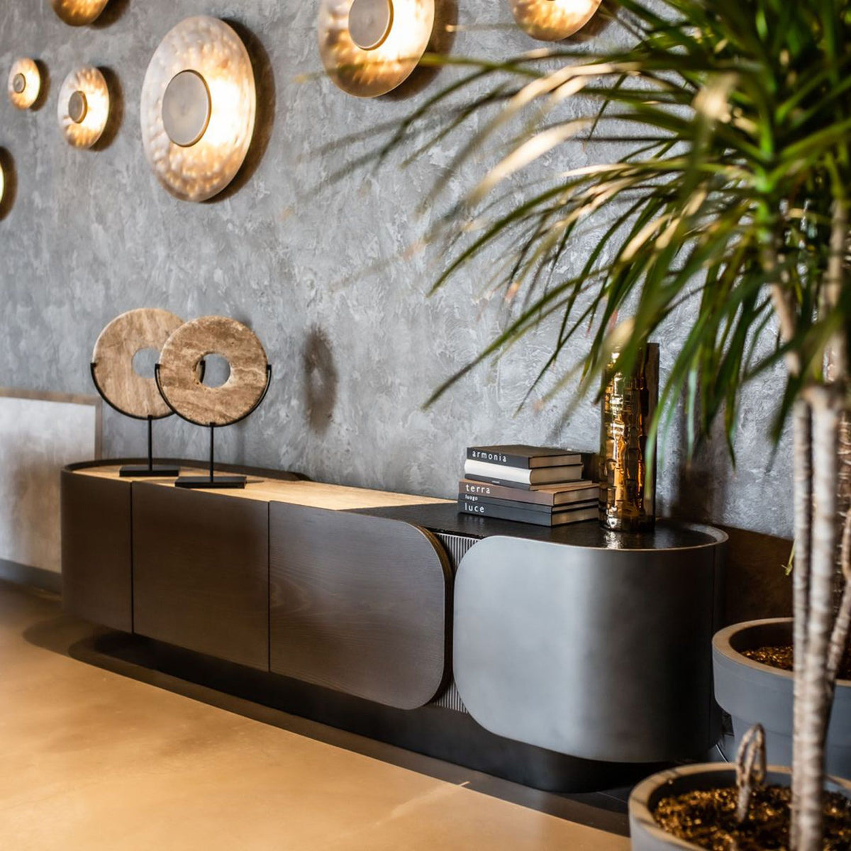 Bojy Low Console