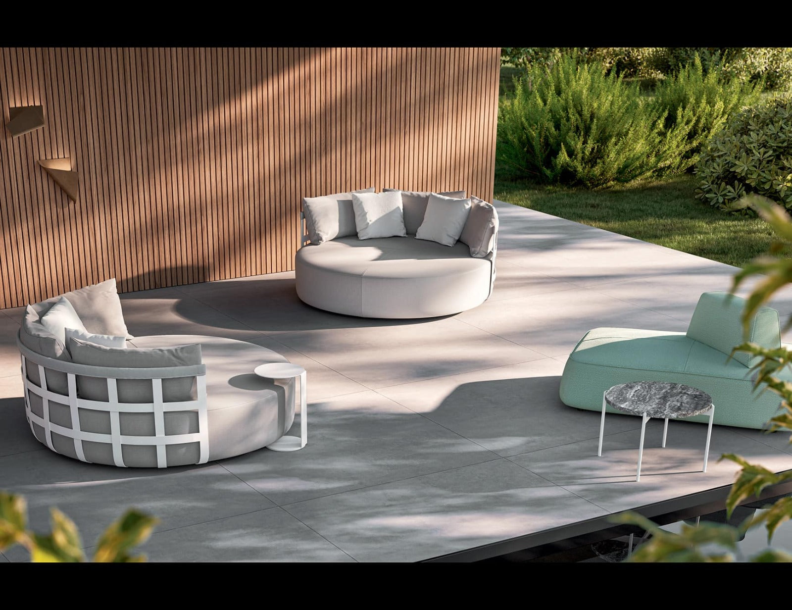 Distinctive outdoor sofa