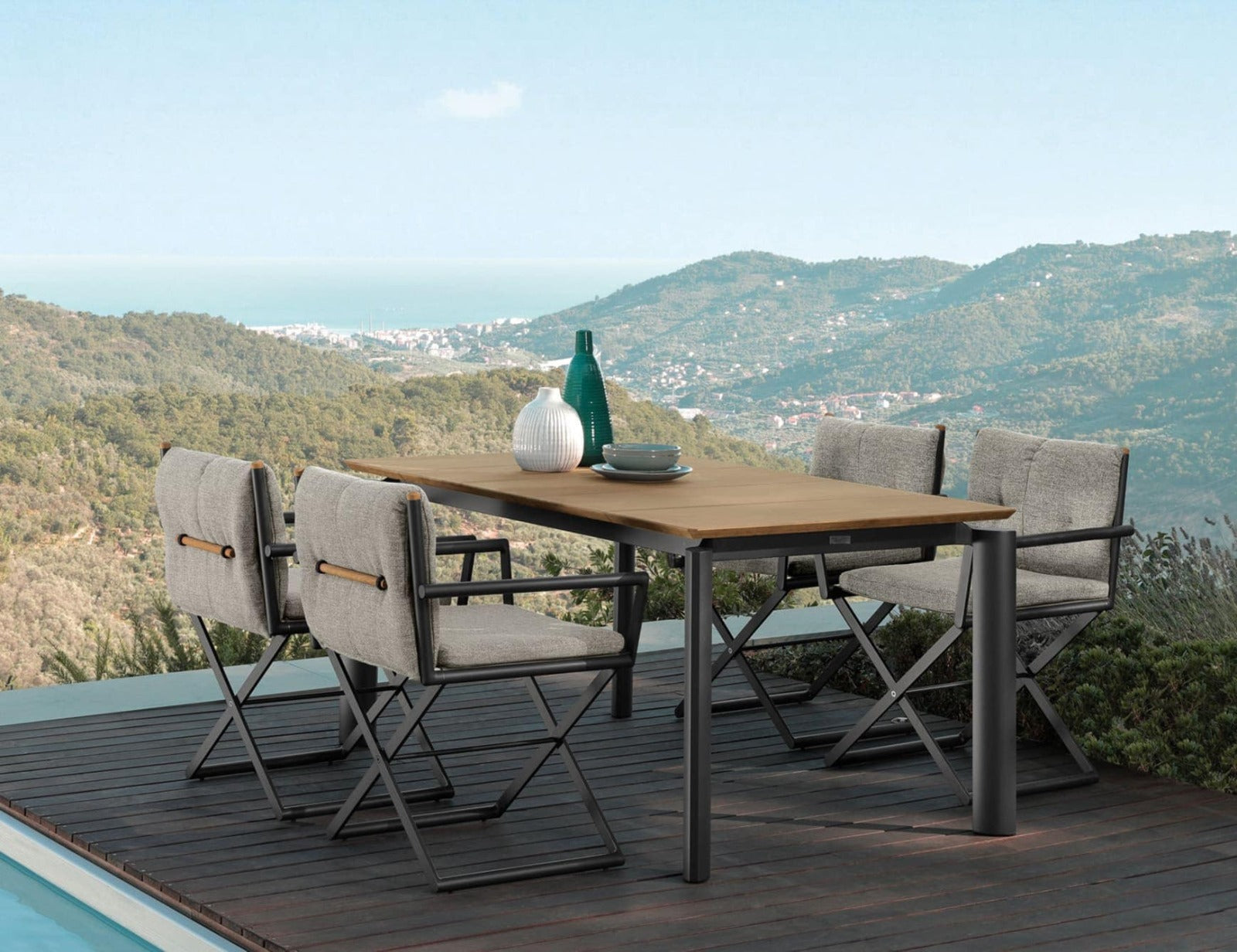 Luxury Outdoor Domino Chairs