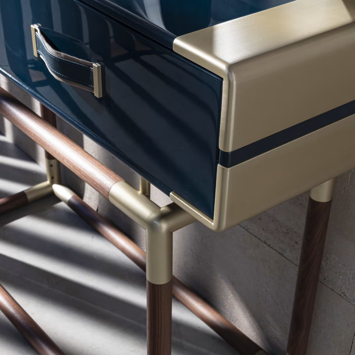 Anzio console