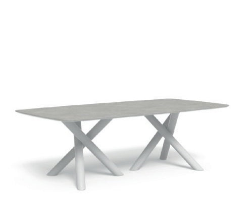 Luxury outdoor dining table