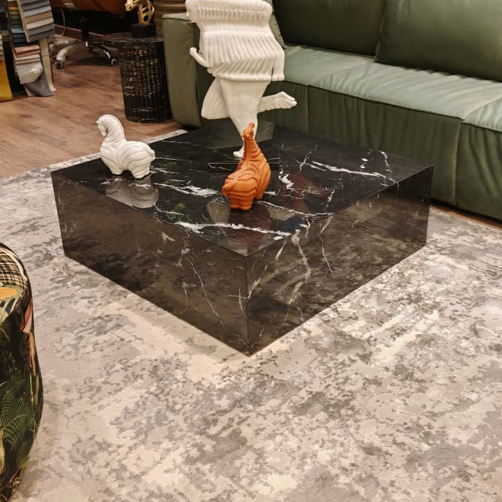 Distinctive table coffee