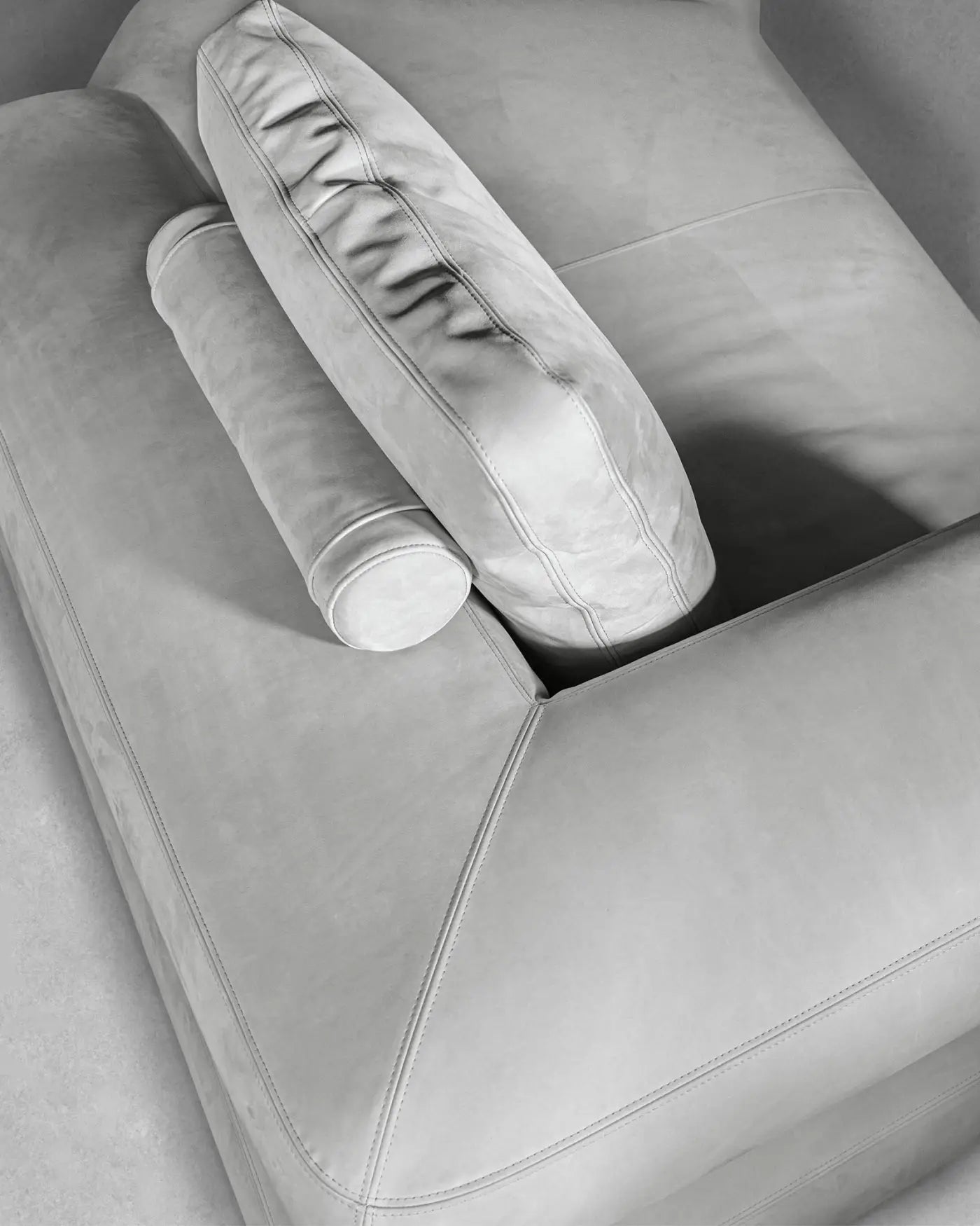 Mira Sofa