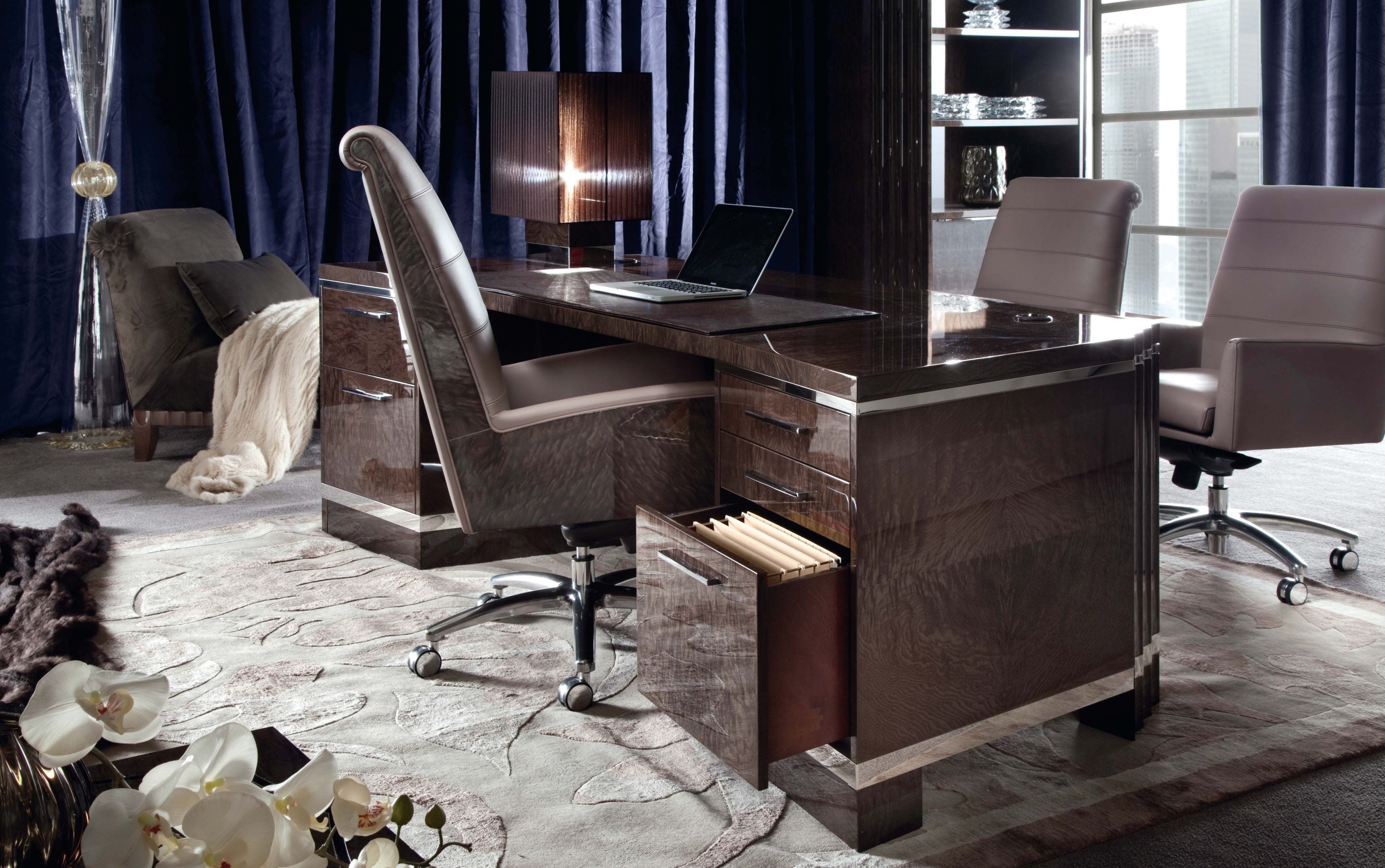 Calista Desk