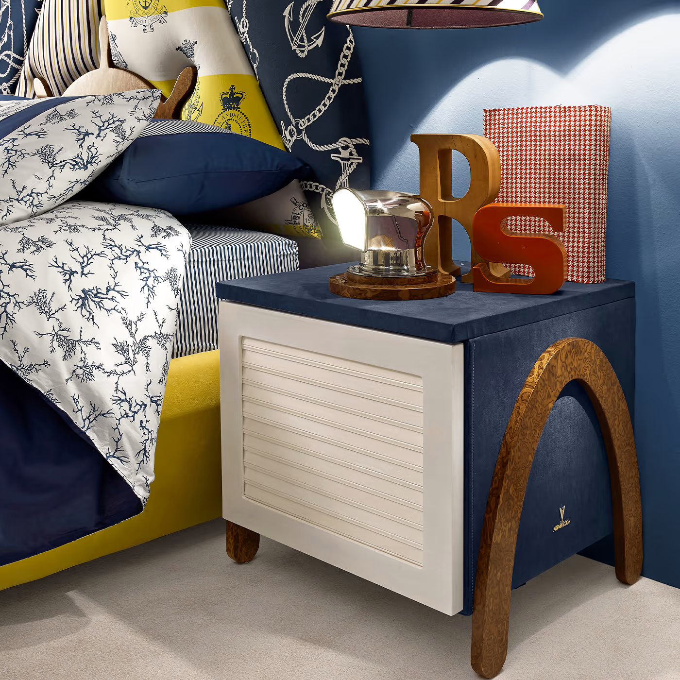 Marine yacht side table