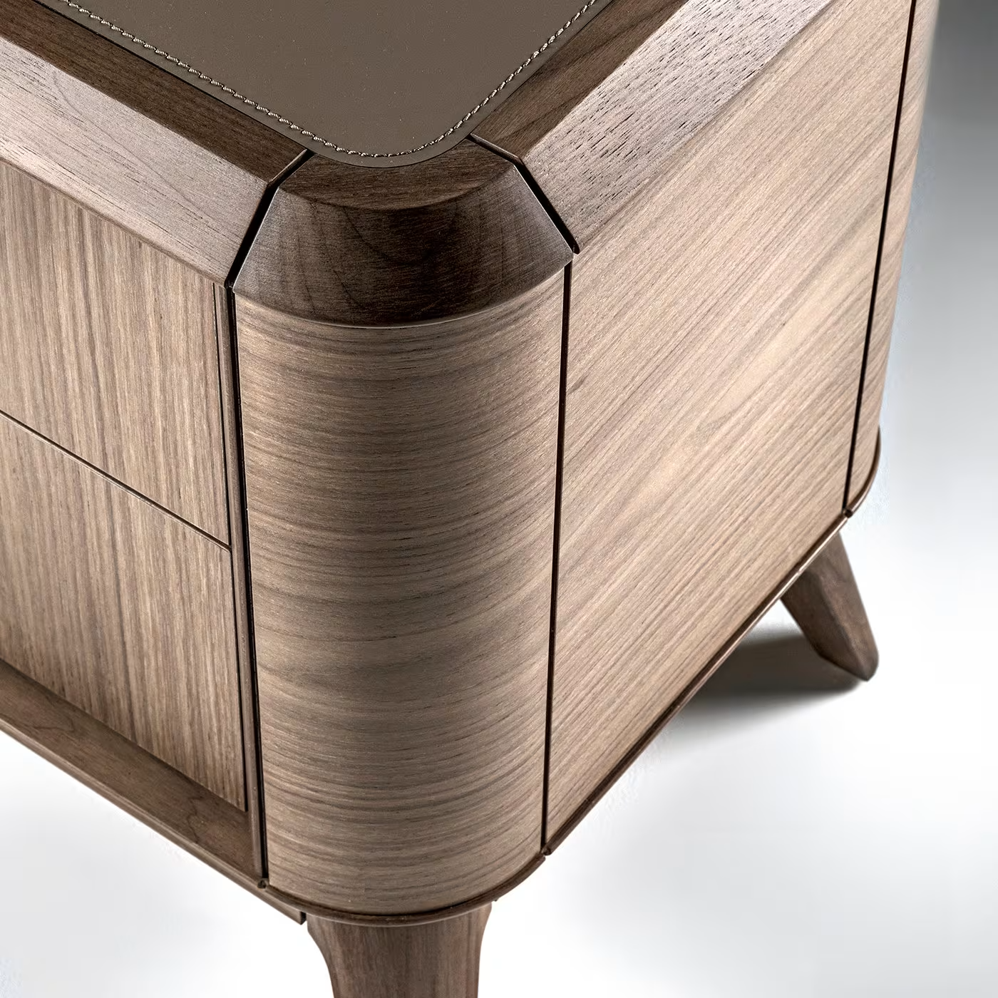 Dori nightstand