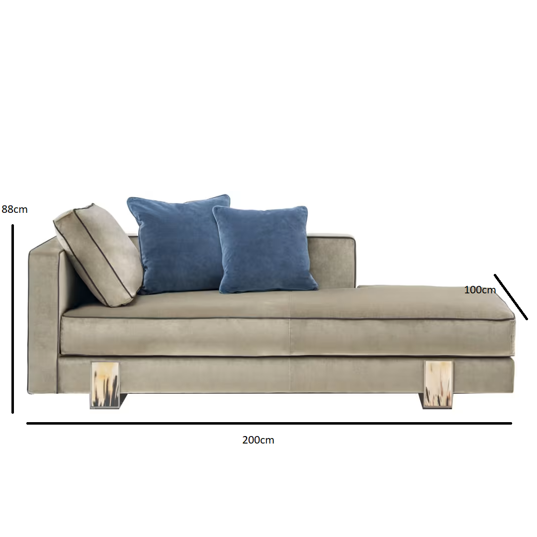 Adriano chaise lounge