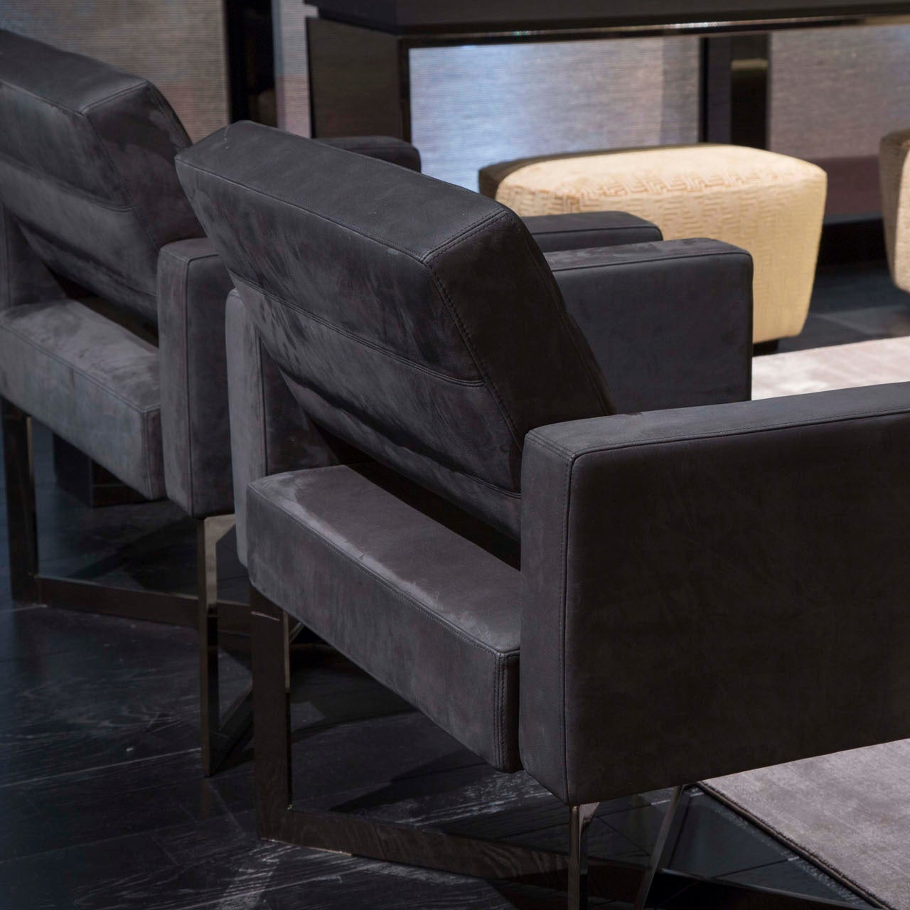 Alviero Chair